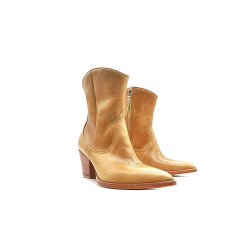 Pour Nina caramel ranger handmade leather boots - Cooperative Handmade