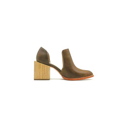 Alfonsina camel cerate handmade leather heels - Cooperative Handmade