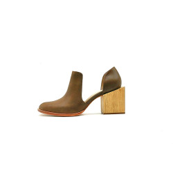 Alfonsina camel cerate handmade leather heels - Cooperative Handmade