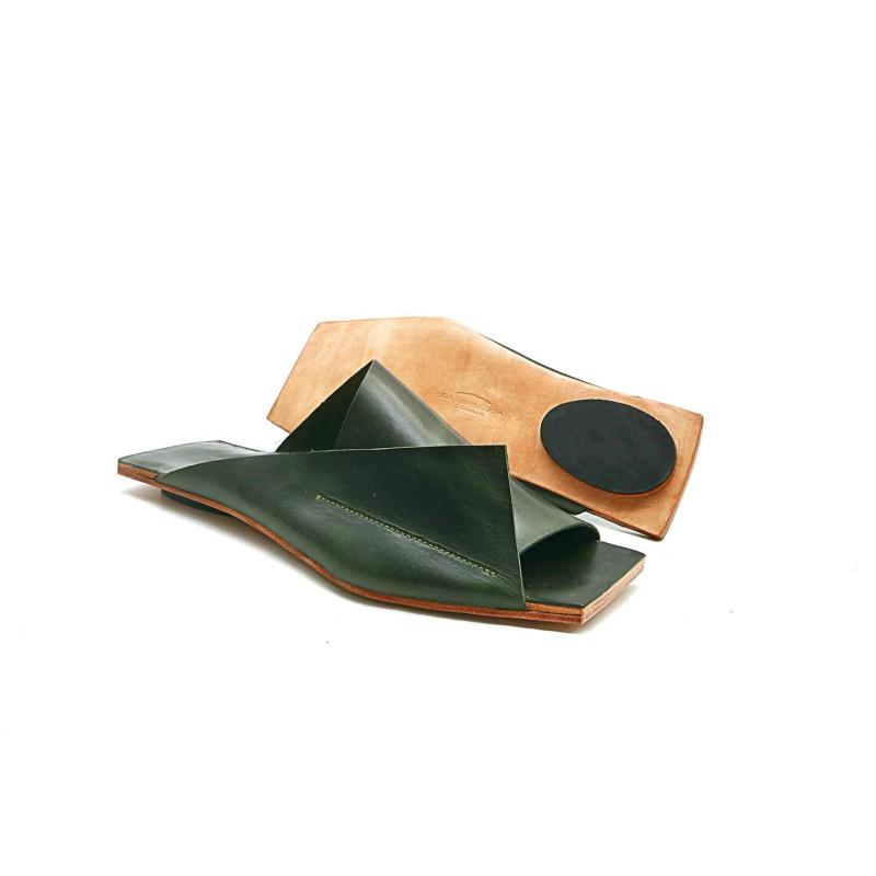 Miró green alamo handmade leather sandals - Cooperative Handmade
