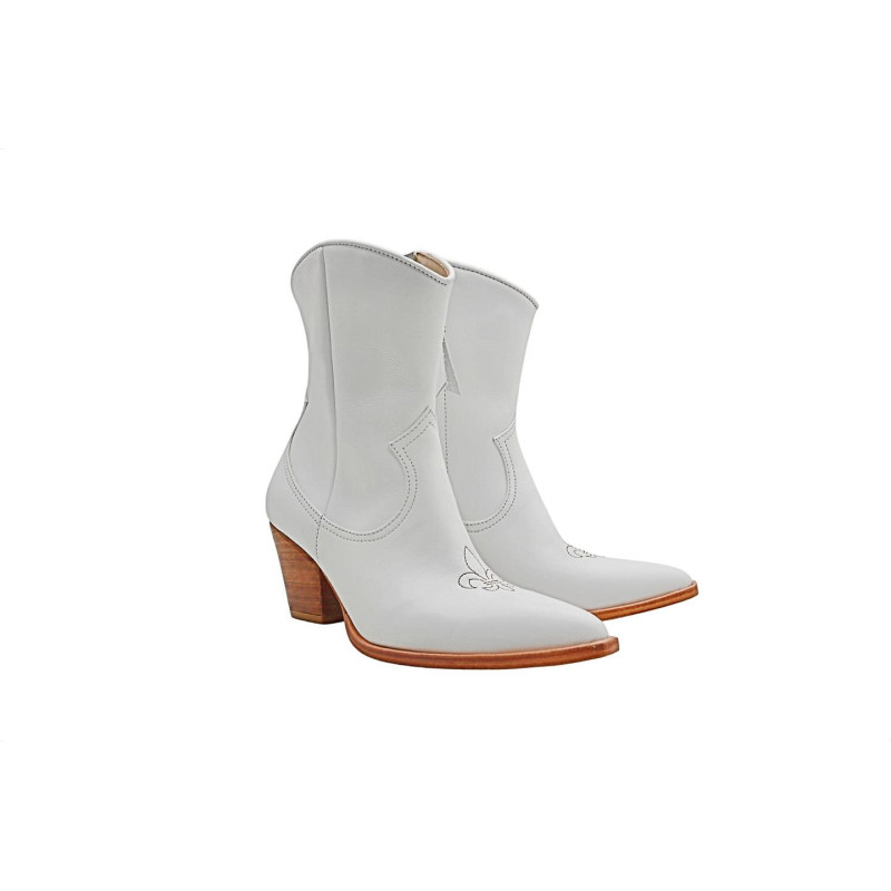 Pour Nina white nappa handmade leather boots - Cooperative Handmade