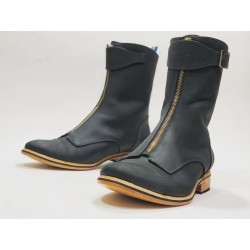 Quiroga handmade leather boots fatty black details black