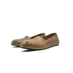 Pampa Man camel cerato details yellow handmade leather flat shoes - Cooperative Handmade