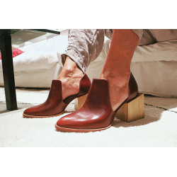 Alfonsina red handmade leather heels - Cooperative Handmade